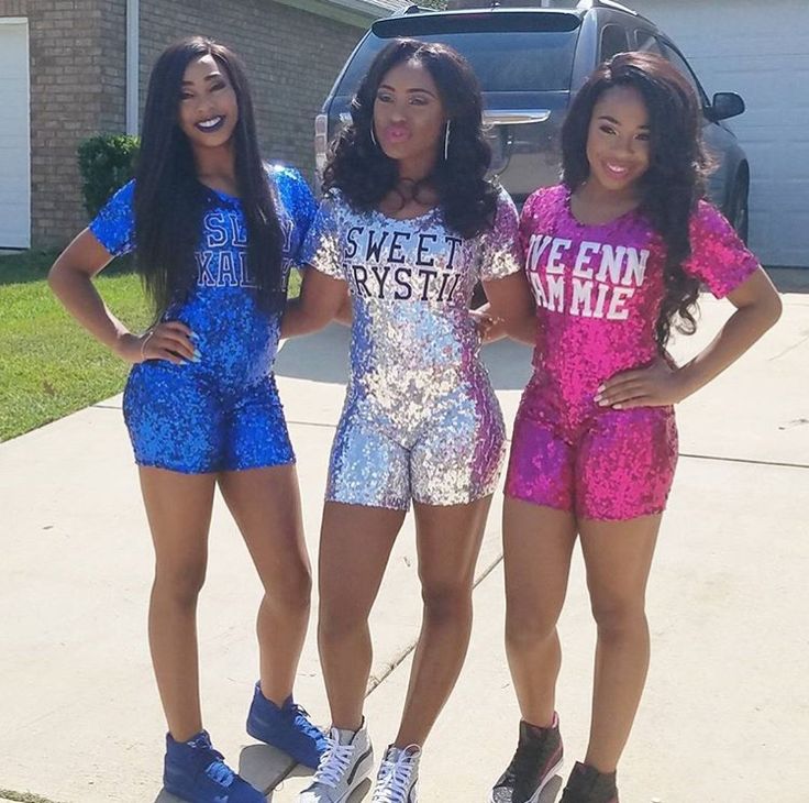 Dancing Dolls Bring It, Funny Fire, Birthday Outfit For Teens, 30th Birthday Ideas For Women, Sweet 16 Outfits, 16th Birthday Outfit, Birthday Squad Shirts, Bestie Outfits, Matching Outfits Best Friend