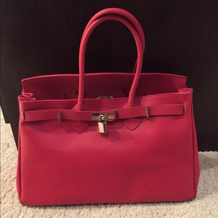 This Beautiful Bag Was Bought And Never Worn . High Quality And Made In Italy . It Did Come With A Lock But When The Cleaning Company Took It ( After House Got Hit By Lightning) The Key Was Missing I'm Trying To Get It Back . It's 15x9x7 With Out The Handel Luxury Red Bag With Hasp Closure, Luxury Satchel With Fold Over Clasp, Luxury Tote Bag With Fold Over Clasp, Luxury Red Office Bags, Luxury Satchel With Hasp Closure For Shopping, Luxury Pink Bags With Hasp Closure, Luxury Red Satchel For Daily Use, Classic Red Bag With Hasp Closure, Chic Satchel With Fold Over Clasp For Shopping