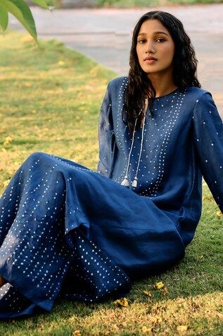 Indigo kaftan featuring bandhani print with tie-up detailed neckline and side slit. - Aza Fashions Kaftan Pattern, Kaftan Women, Bandhani Print, Kaftan For Women, Anita Dongre, Full Sleeves, Aza Fashion, Full Sleeve, Types Of Sleeves