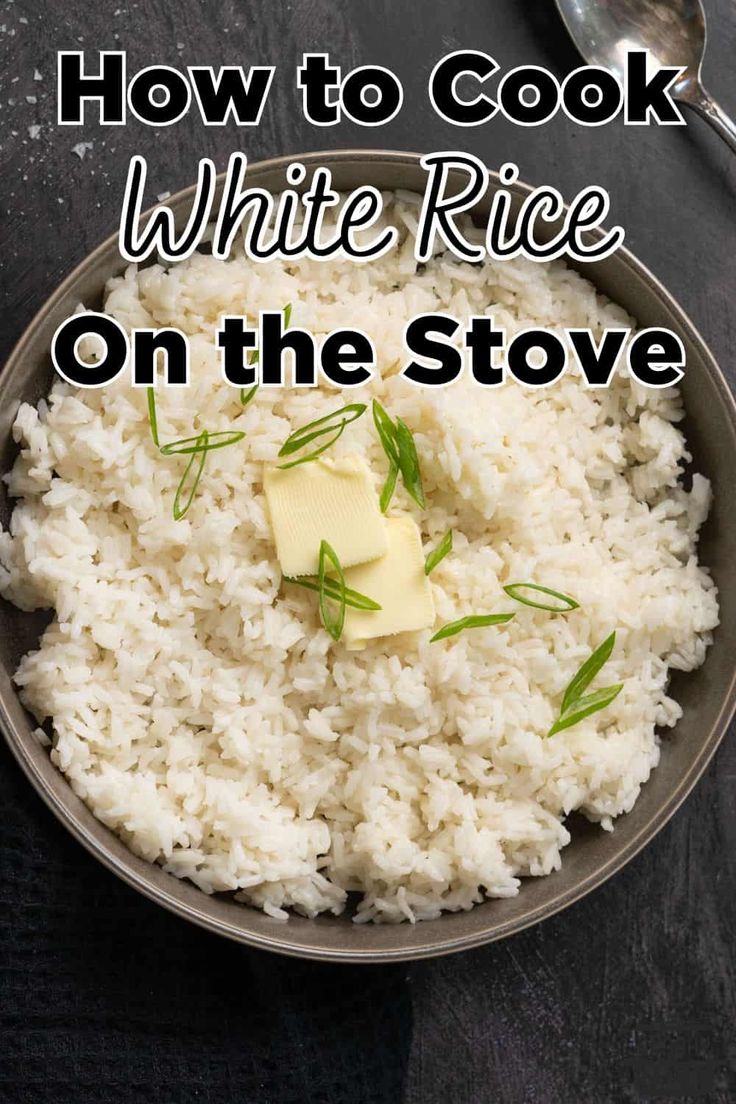 how to cook white rice on the stove with text overlay that reads, how to cook white rice on the stove