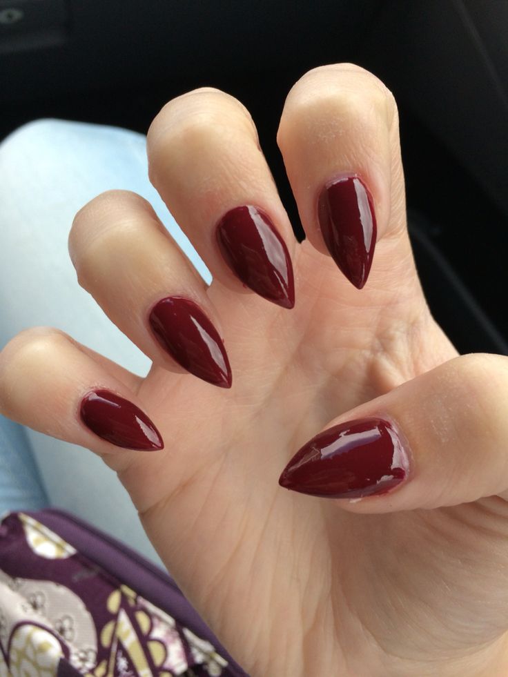 When my nails were perfect! Burgundy stiletto nails. Short Red Pointy Nails, Burgundy Nails Stiletto, Short Red Stiletto Nails, Mini Stiletto Nails, Red Stiletto Nails Short, Short Pointy Nails Stilettos, Short Stiletto Acrylic Nails, Burgundy Stiletto Nails, Short Pointed Nails