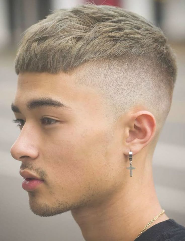 Short Fade Haircut, Asian Men's Hairstyles, Asian Haircut, Taper Fade Haircut, Asian Men Hairstyle, Men Hair Color, Faded Hair, Men Hairstyle, Men's Hairstyle