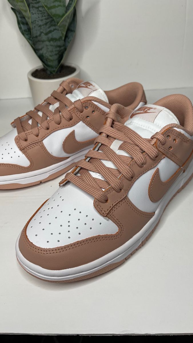 Nike Dunk Low Rose Whisper, Dunk Low Rose, Womens Nike, Air Force Sneakers, Nike Dunk Low, Dunk Low, Nike Dunk, Nike Air Force Sneaker, Nike Dunks