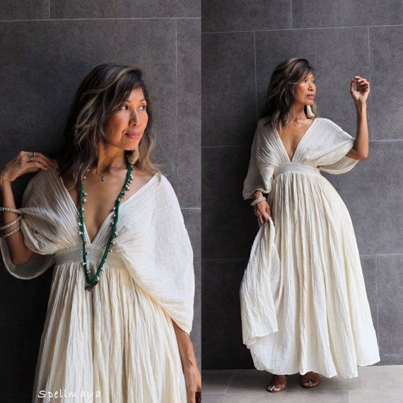 Bohemian Deep V Neck Dresshippie Cotton Dressboho off White - Etsy Romantic White Dress, Off White Wedding Dresses, Mode Hippie, Deep V Neck Dress, Goddess Dress, Bohemian Maxi Dress, Bohemian Wedding Dress, Bohemian Wedding Dresses, Backless Maxi Dresses