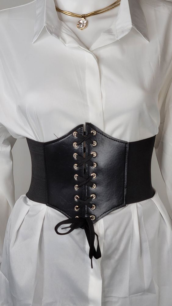 Black Corset Outfit Formal, Waist Belt Corset, Black Corset Top Strapless, Belt For Women Fashion, Small Corset Belt, Leather Waist Belt Outfits, Corset Belt Over Dress, Corset On Dress Outfit, Black Dress Corset Outfit