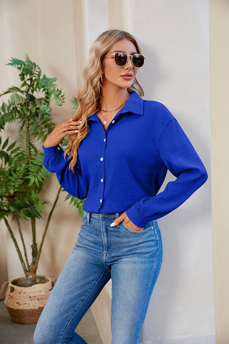 F00196926-405 Blue Relaxed Fit Shirt With Collar, Casual Blue Top With Collared Neckline, Blue Relaxed Fit Solid Color Shirt, Casual Blue Tops With Collared Neckline, Blue Tops With Button Closure And Casual Collar, Blue Collared Tops For Fall, Blue Relaxed Fit Shirt With Collared Neckline, Blue Shirt With Collared Neckline And Relaxed Fit, Blue Blouse With Button Closure And Collared Neckline