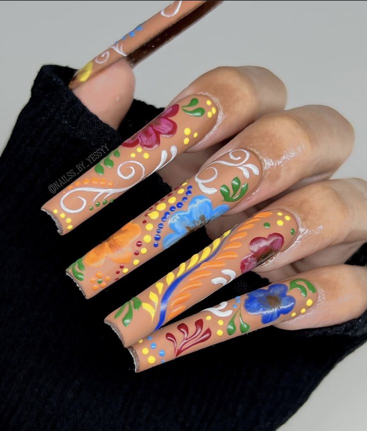 Mexican Embroidered Nails, Mexican Style Nails Design, Mexico Themed Nails, Mariachi Nails, Mexican Independence Day Nails, Mexico Flag Nails, 30th Nails, Mexican Nail Art Mexico, Barro Nails Mexican