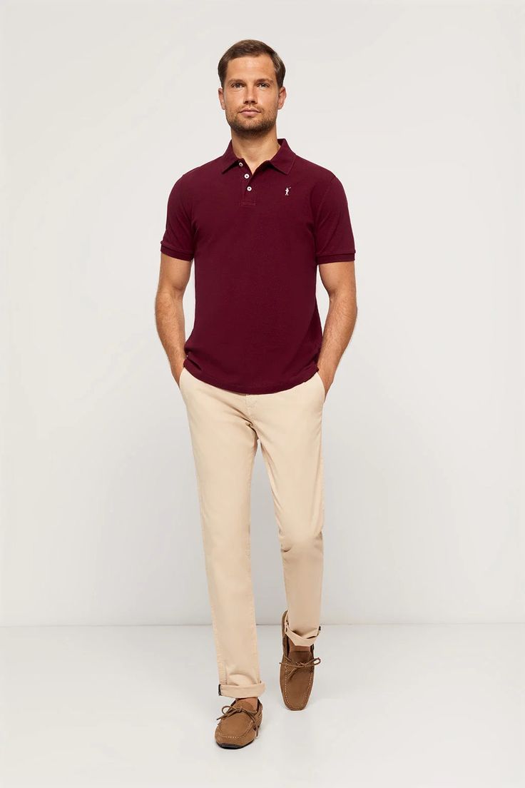 Style Manifestation, Polo Outfit Men, Polo Shirt Outfit Men, Khakis Outfit, Mens Office Wear, Simple Casual Outfits, Polo Outfit, Men Closet, Color Combinations For Clothes