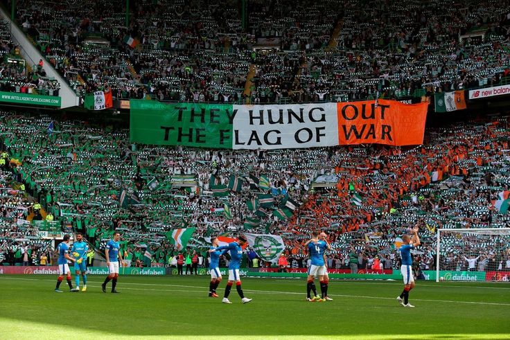 Video: Shocking footage of Rangers fans destroying Celtic Parkhead toilets while singing 'Billy Boys' | BelfastTelegraph.co.uk Celtic Players, Belfast Giants, Celtic Football Club, Celtic Football, Football Flag, Old Firm, Celtic Legends, Glasgow Celtic, Erin Go Bragh