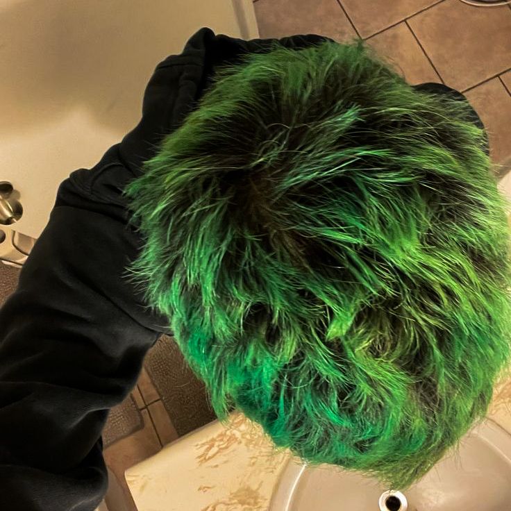 Hair Color Ideas Short Hair Men, Punk Buzzcut Men, Green And Black Hair Men, Mens Green Hair, Dyed Long Hair Men, Short Green Hair Men, Men With Green Hair, Green Dyed Hair Men, Hair Color Ideas Guys