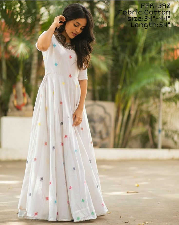 Beautiful Kalamkari fully flarred gown style dress is perfect indian traditional look when you are thinking about Urban Desi western look !! Code: FFR-464 Price: 1650/- (Free Ship) Ready to dispatch Traditional Dress Poses, Long Dress Poses, Frock Photos, Poses Simple, Gown Style Dress, Traditional Wardrobe, White Kurti, Dress Poses, Modal Dress