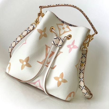 NeoNoé Bucket Bag The elegant canvas depicts the Giant Monogram print, which makes the LV and Monogram flowers present a watercolor effect of different shades. With a drawstring and a central snap button inner pocket, it reveals a leisurely holiday atmosphere.

Dimension: 20.0 x 20.0 x 13.0 cm (LxHxW)
• Monogram coated canvas
• Textile lining
• metallic parts
• Drawstring closure
• Compartment
• Central snap pocket
• Shoulder strap: detachable and adjustable
• Strap half length: 33.0 c Designer Bags With Floral Print For Shopping, Luxury Spring Bucket Bag For Daily Use, Monogram Canvas Pouch Bucket Bag For Daily Use, Monogram Canvas Bucket Bag For Daily Use, Designer Cream Bucket Bag For Daily Use, Daily Monogram Canvas Pouch Bucket Bag, Daily Use Monogram Canvas Bucket Bag, Designer Bags With Floral Print For Spring, Luxury Multicolor Floral Print Bags