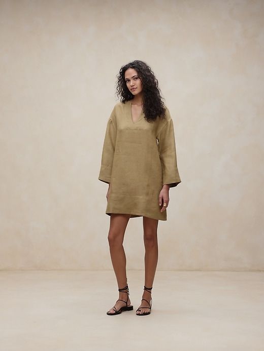 European Linen Kaftan Mini Dress | Banana Republic Linen Kaftan, Kaftan Style, Tall Clothing, Dress Gold, European Linens, Wide Sleeves, Gold Dress, Stay Cool, Fashion News