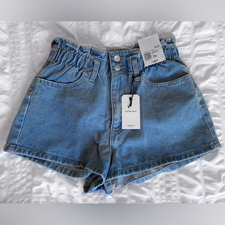 Forever 21 Paperbag Denim Shorts Size 26 Cinched Waist, Relaxed Fit Medium/ Light Wash Brand New With Tags Cinched Waist, Jean Shorts, Denim Shorts, Forever 21, Relaxed Fit, Womens Shorts, Brand New, Tags, Women Shopping