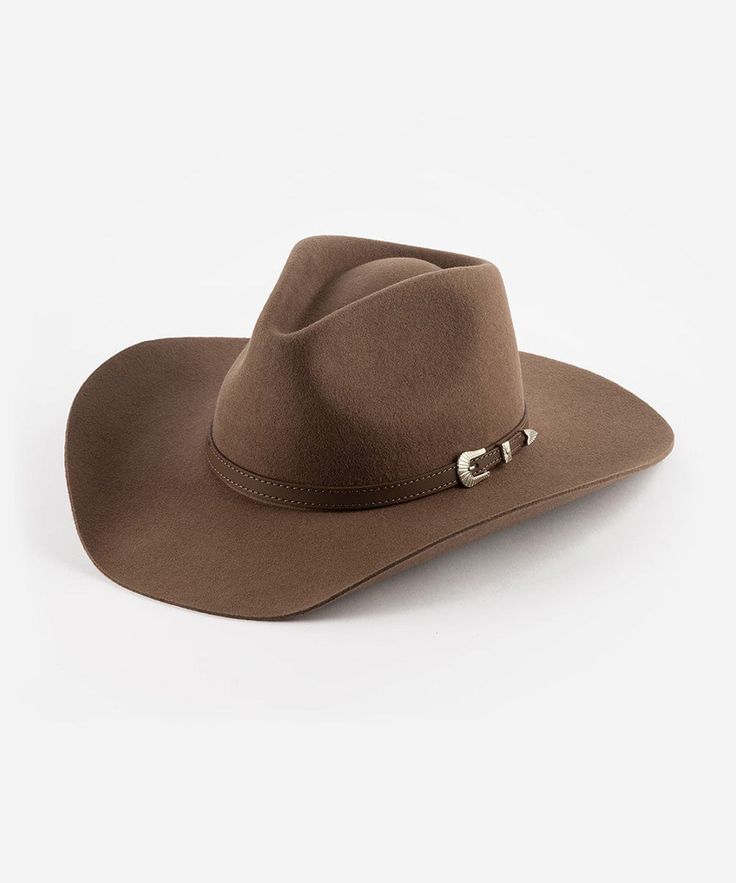 #color_chocolate Men Hats Styles, Womens Western Hats, Pencil Roll, Classic Cowboy, Western Hat, Travel Hat, Diamond Crown, Cowgirl Hat, Timeless Classic Style