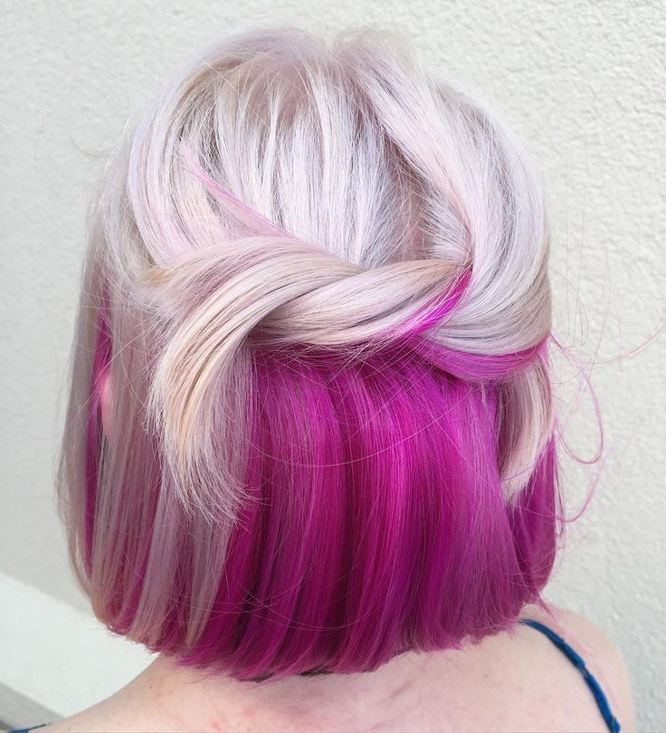 Pink underneath blonde hair Wanded Hair, Under Hair Color, Pink And Purple Hair, Winter Hair Color Trends, Hidden Hair Color, Peekaboo Hair Colors, Maroon Hair, Makeup Purple, Underlights Hair