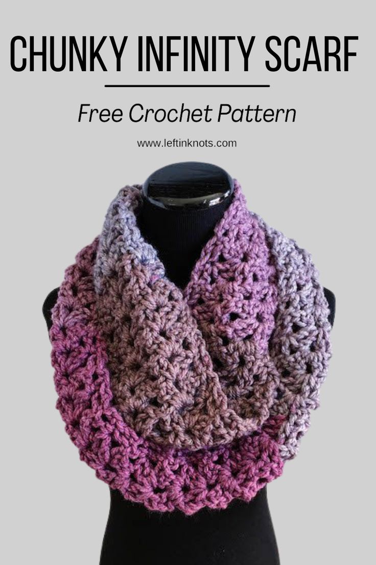 a crochet scarf on top of a black mannequin headdress with text overlay that says chunk infinity scarf free crochet pattern