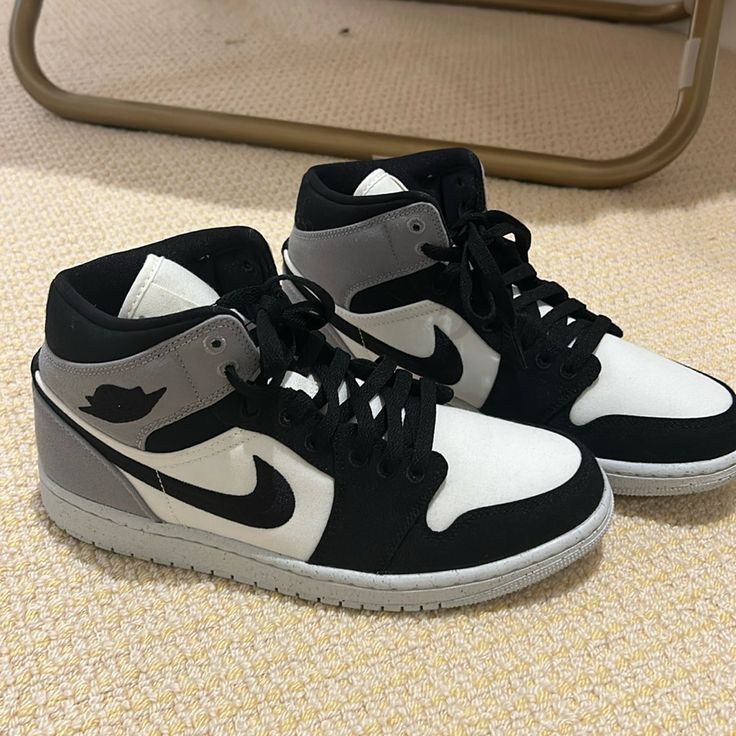 *Only Worn Once* No Scratches Or Marks. Light Steel Grey Canvas, Black, And White. Canvas Black And White, Nike Shoes Girls, Black And White Nikes, Air Jordan 1 Mid Se, Womens Air Jordans, Black And White Shoes, Shoe Inspo, Grey Shoes, Nike Shoes Women