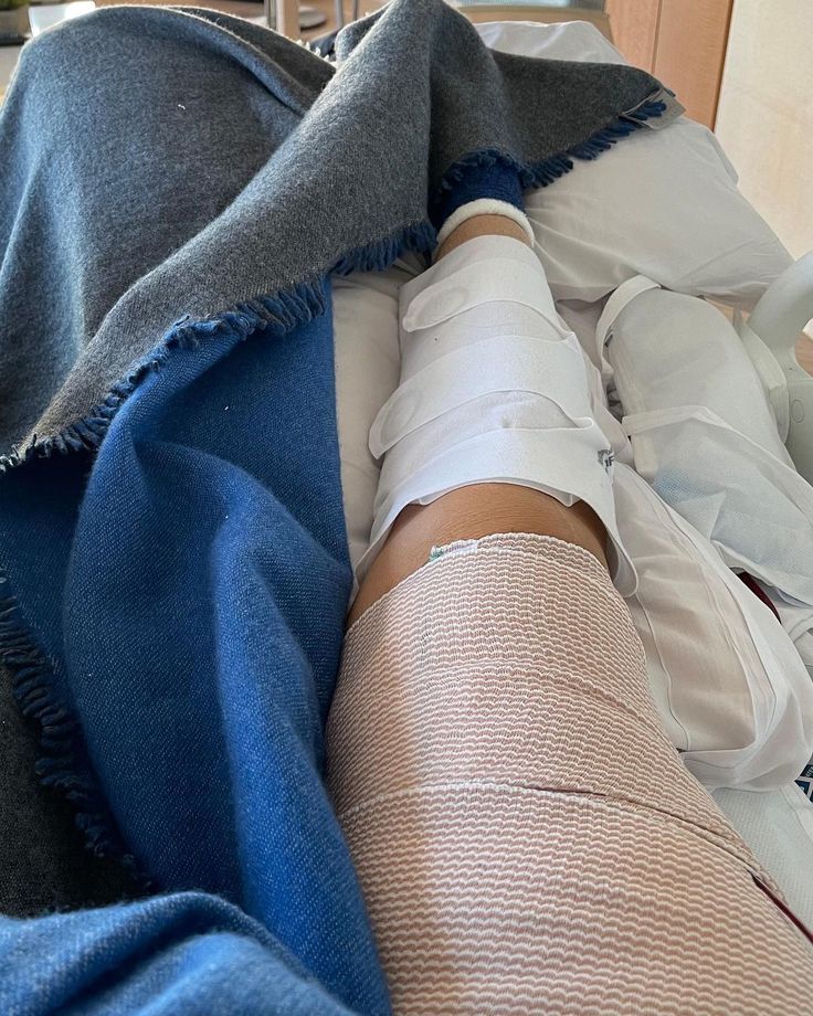 Brooke Shields Shares Photos from Her ‘Excruciating’ Accident: ‘The Journey Is Just Beginning’ Bad Words Quotes, Door Design Photos, Leg Injury, Broken Arm, Cartoon Character Pictures, Brooke Shields, Balance Board, Broken Leg, Phone Wallpaper For Men