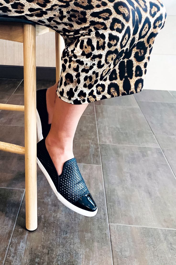 Chic sneaker-flats for home office and home cooked meals. #wfh #wfhstyle #blackflats Paper Shoes, Home Cooked Meals, Chic Sneakers, Slim Style, Black Leather Flats, Street Shoes, Perforated Leather, Flat Sneakers, Leather Flats