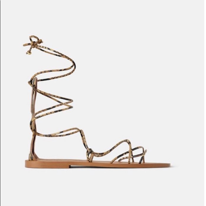 New Size 9/40 Euro Low Heeled Sandals, Low Heel Sandals, Zara Shoes, Heeled Sandals, Gladiator Sandals, Tan Brown, Low Heels, Sandals Heels, Zara