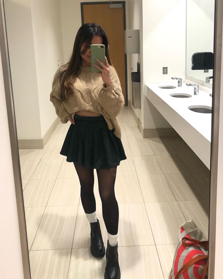 Boots And Socks Outfit Winter, Short Skirt Autumn Outfit, Scrunched Socks Outfits, Leggings And Skirt Outfit, Skirt And Uggs Outfits, Skirt Stocking Outfit, White Knee Socks Outfit, Over The Knee Socks Outfit, Pleated Skirt Fall Outfit