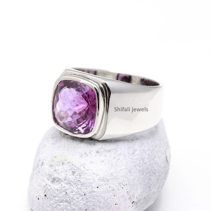 Natural Amethyst Men's Ring in Sterling silver,Men Amethyst Ring, Handmade Ring, Amethyst Ring, Signet Ring,Gift For Him by Shifalijewels on Etsy Signet Rings, Ring Men, Amethyst Gem, 14k Gold Ring, Men's Ring, Diamond Design, Amethyst Ring, Silver Man, Signet Ring