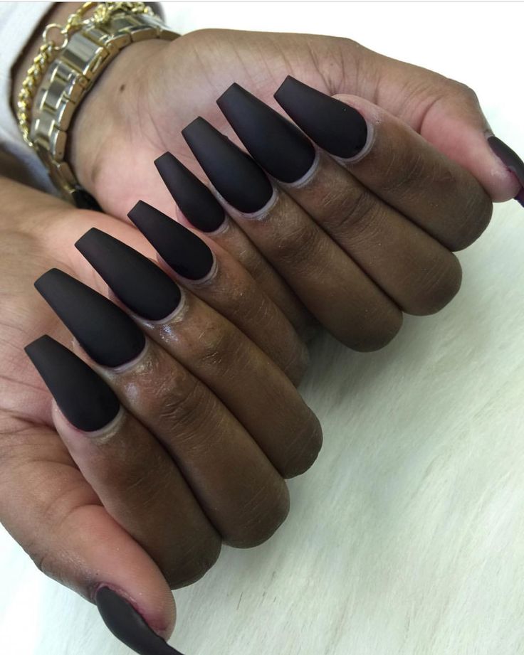 Black Matt Nail Designs, Matte Black Design Nails, Black Design Nails, Nails With Black Tips, Matte Short Nails, Black Matte Nails, Nails With Black, Black Tips, Matte Black Nails