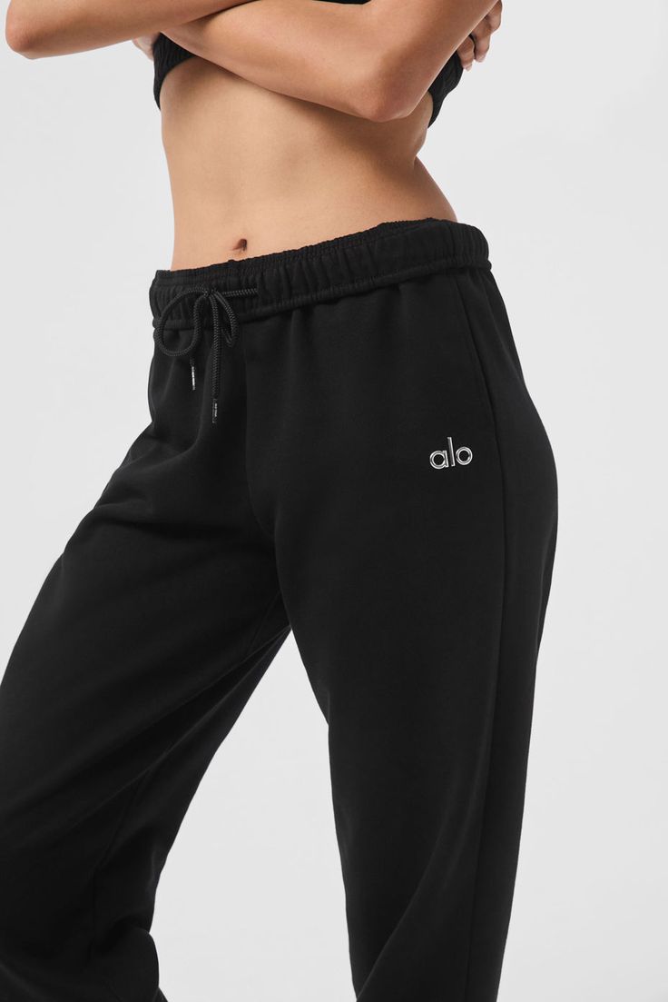 Accolade Sweatpant - Black Sporty Sweatpants With Elastic Cuffs For Lounging, Athleisure Joggers With Elastic Cuffs For Lounging, Sporty Tapered Leg Sweatpants For Lounging, Basic Activewear With Ribbed Cuffs For Loungewear, Alo Yoga Casual Long Pants Activewear, Alo Yoga Athleisure Pants For Loungewear, Athleisure Lounging Bottoms With Elastic Cuffs, Athleisure Bottoms With Elastic Cuffs For Lounging, Athleisure Tapered Leg Sweatpants For Lounging