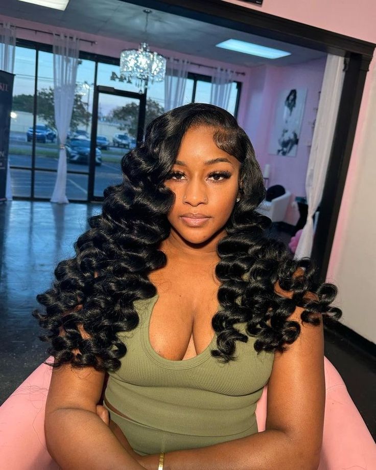 Side Part Install, Wand Curls On Weave, Frontal Wig Hairstyles, Sew In Hairstyles, Birthday Hairstyles, Curling Hair With Wand, Quick Weave Hairstyles, Frontal Hairstyles, Deep Wave Hairstyles