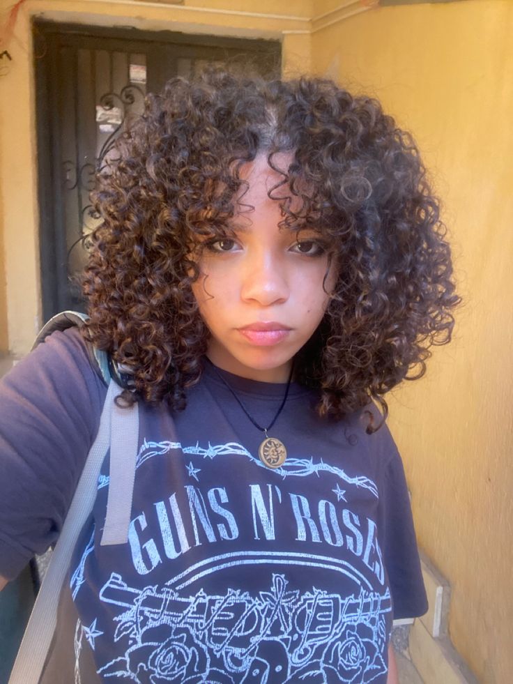 Curly Hairstyles Mixed, Curly Hairstyles Mixed Girl, 3b Curly Hair, Curly Shag Haircut, Mixed Girl, Shoulder Length Curly Hair, Natural Curly Hair Cuts, Bob Haircut Curly, Layered Curly Hair