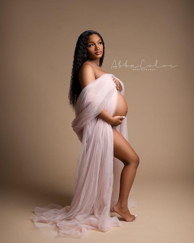 (1) Facebook Maternity Hanging From Ceiling, Sheer Robe Maternity Shoot, Maternity Fabric Draping, Fitted Maternity Dresses Photography, Drape Maternity Pictures, Draped Maternity Shoot, Maternity Photography Fabric, Silk Maternity Shoot, Maternity Photoshoot With Fabric