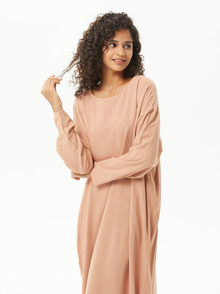 Score the best discounted overstock and returns at unbeatable prices on Bazar! Save this perfectly good piece of garment from becoming textile waste. Modest Beige Long Sleeve Dress, Oversized Long Sleeve Cotton Dress, Oversized Tunic Dress For Work, Cotton Dresses With Pleated Sleeves For Daywear, Fall Tunic Dresses For Work, Fall Tunic Midi Dress For Daywear, Fall Daywear Dress With Unlined Sleeves, Cotton Long Sleeve Shift Maxi Dress, Modest Cotton Dresses For Fall