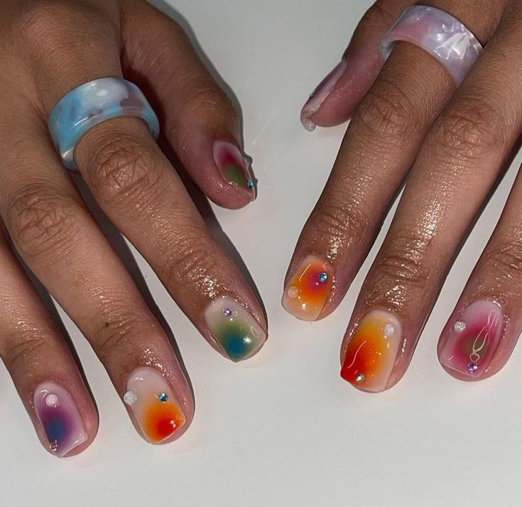 Crazy Short Nails, Summer Nails 2023 Short, Short Summer Nails, Summer Nails Ideas, Summer Nails 2023, Nails Beach, Summer Nails Beach, Nails Art Designs, Retro Nails