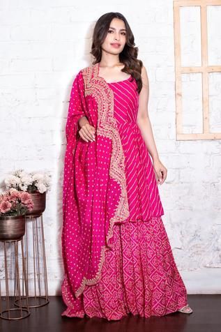 Shop for Vasavi Shah Pink Bamberg Silk Bandhej Print Anarkali Gharara Set for Women Online at Aza Fashions Shrara Grara Design Silk, Bandhej Cord Set, Bandhej Anarkali Suits, Shrara Grara Design, Bandhej Dress Designs, Cotton Gharara Designs, Bandhej Kurti Designs, Bandhej Suits Design, Chikan Anarkali