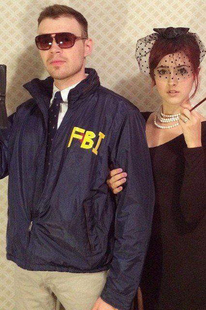 Easy Costume Ideas For Couples, Diy Halloween Costumes For Couples, Tv Character Costumes, Easy Costume Ideas, Diy Costume Ideas, Couples Costumes Creative, Movie Character Costumes, Costume Ideas For Couples, Celebrity Costumes