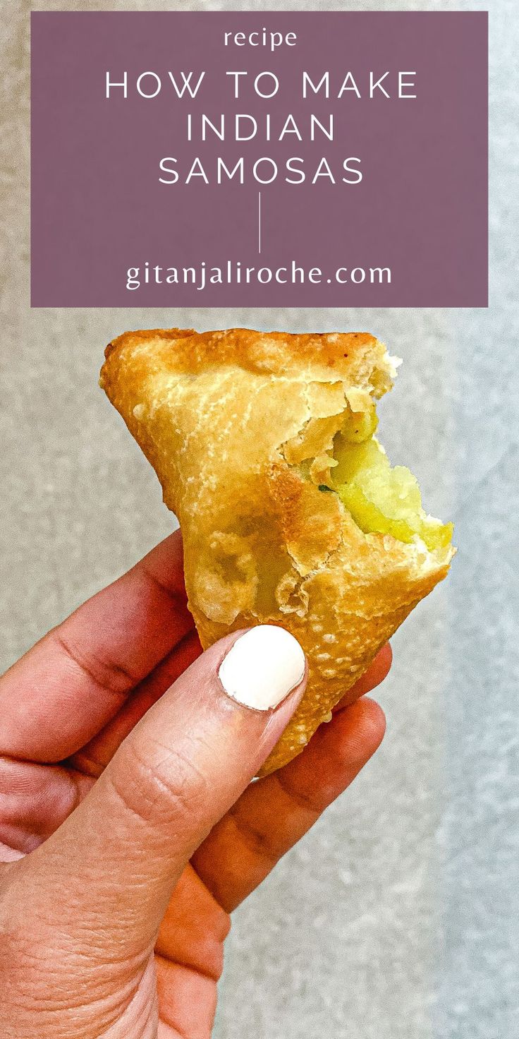 Samosa Photography, Samosa Filling Recipe, Vegetable Samosa Recipe, Samosa Chaat Recipe, Samosa Dough, Cheese Samosa, Samosa Filling, Indian Samosas, Veg Samosa