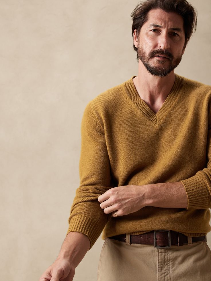 Amalfi Cashmere V-Neck Sweater | Banana Republic Sweater Outfits Men, Anniversary Outfit, For Seasons, Cashmere Sweater Men, Lovers Lane, Mens Fashion Sweaters, Gold Sweater, Yellow Outfit, Men Formal