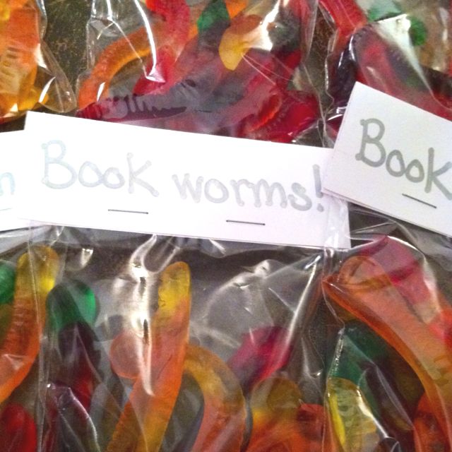 there are many gummy bears wrapped in plastic bags with the words i am book worms on them