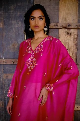 Shop for Shikha Mehta Fuchsia Silk Chanderi Kaftan And Pant Set for Women Online at Aza Fashions V Neck Kaftan, Color Fuchsia, Thread Embroidery, Fuchsia Color, Green Pants, Fabric Silk, Sea Green, Pant Set, Set For Women