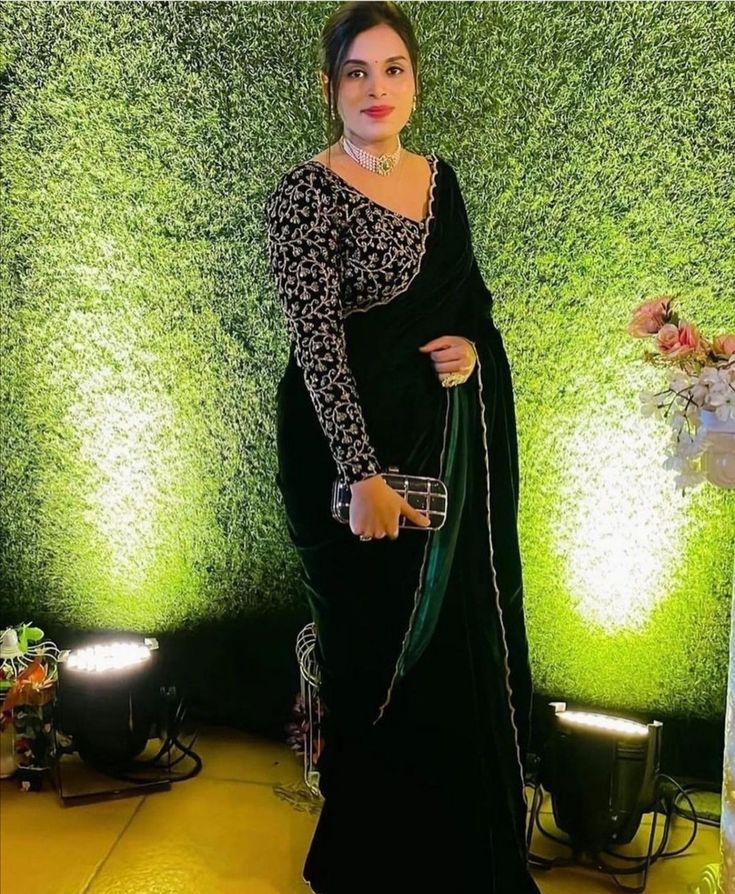 #Desingner dark green velvet saree with designer full sleeves blouse #velvet dark green saree with full sleeves designer blouse Blouse Design For Winter Wedding, Velvet Blouse Full Sleeves Designs Indian, Winter Saree Blouse Design, Full Sleeve Sari Blouse, Full Sleeve Blouse Designs Velvet, Full Sleeves Blouse Saree Look, Black Designer Blouse For Saree, Full Sleeves Blouses Saree, Blauj Dizain New Full Sleeve