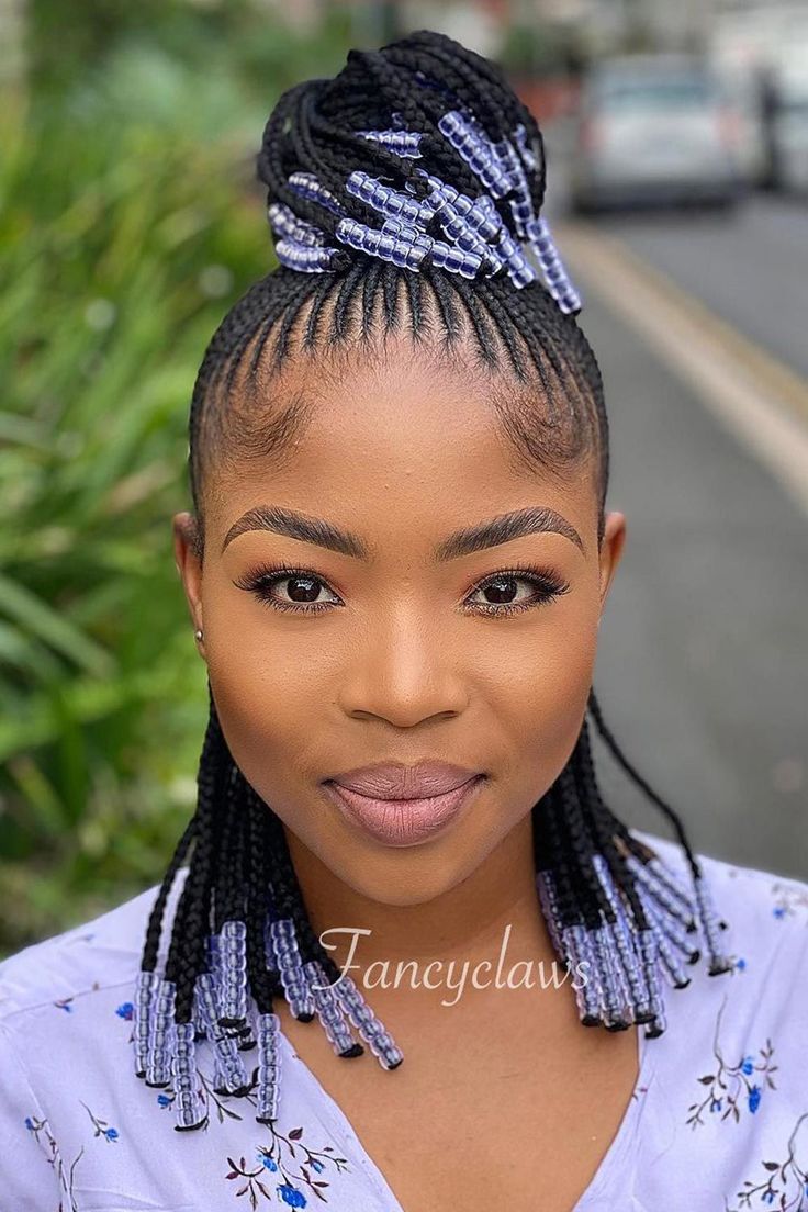 Top Braids With Beads For A Trendy 2022 Look - Love Hairstyles Cornrows Braids With Beads, Cornrows With Beads, Love Hairstyles, Hair Braid Designs, Carrot Hairstyles, Latest Hair Braids, Fishtail Hairstyles, Beautiful Salon, Cornrows Braids For Black Women