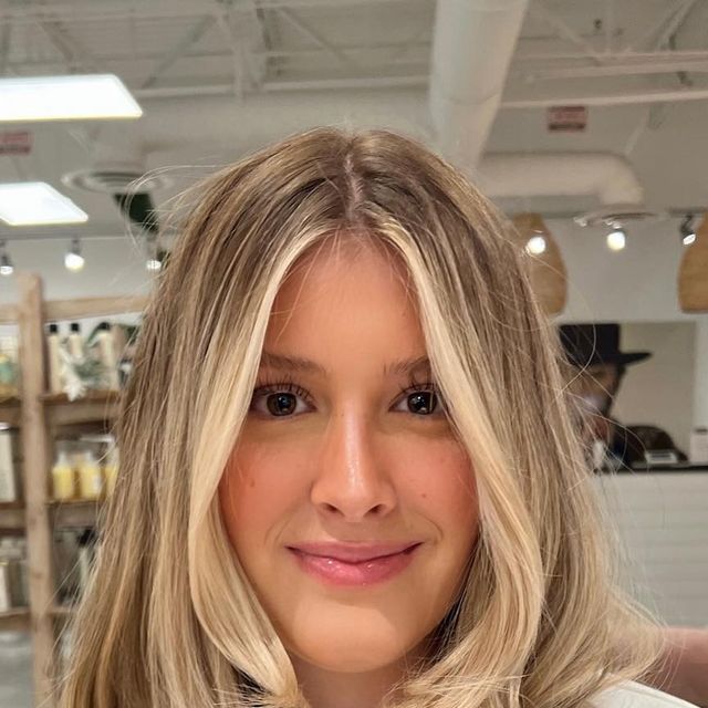 Hannah | Balayage + Extensions on Instagram: "The prettiest dimensional honey blonde 🤍 - She came in mostly solid blonde and wanted more of a natural fall blonde. We did all lowlights and brought up her face framing (of course). 👉🏼Swipe over to see the before when she was a full highlight. - Blowout style using the @bioprogramming.international Hairbeauron 7D plus curl from @beautytechdistribution • • • • #honeyblode #naturalhair #rootyblonde #hairgoals #beforeandafter #natural #healthyhair #bioprogramming #beautytechpro #behindthechair_com #behindthechairstylist #beautycoach #redkenshadeseq #fallhair" Dimensional Honey Blonde, Natural Dark Blonde Hair, Layered Haircuts Straight Hair, Solid Blonde, Natural Blonde Balayage, Natural Blonde Highlights, Balayage Extensions, Bridesmaid Hair Inspo, Full Highlight