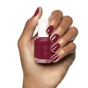 Fall Simple Nails, Nail Essie, Nails Different Colors, Eternal Optimist, Bright Summer Acrylic Nails, Classic Nail Polish, Nail Fall, Light Burgundy, Essie Nail Colors