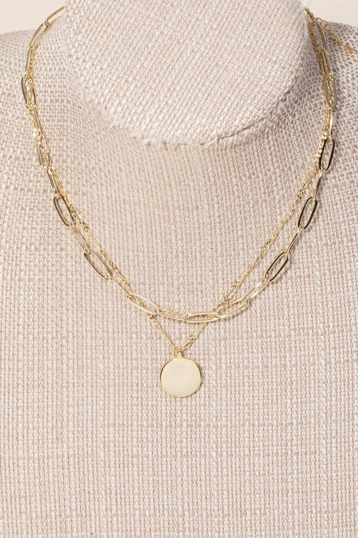 Beautiful disk layer necklace styles. Trendy Round Chain Necklace With Delicate Chain, Trendy Delicate Chain Necklace, Trendy Layered Necklace With Delicate Chain, Layered Necklace With Delicate Chain And Round Pendant, Layered Necklace With Round Pendant And Adjustable Chain, Layered Metal Necklace With Delicate Chain, Dainty Chain Necklace For Layering, Trendy Round Double Chain Jewelry, Metal Layered Necklace With Delicate Chain And Round Pendant