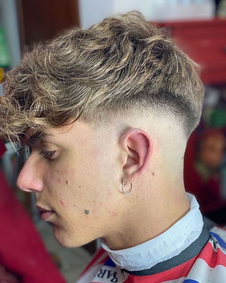 Drop Fade Blonde Hair, Mid Skin Fade Fluffy Fringe, Messy Crop Haircut Men, Low Mid Fade, Brown Hair Fade, Blonde Hair Fade, Haircuts Curly, Short Fade Haircut, Drop Fade Haircut