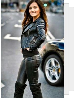 ccxdhnnk's Reading List - A reading list by ccxdhnnk Leather Pants And Boots, Biker Women, Crotch Rocket, Motorbike Helmet, Woman In Black, Leather Pants Women, Motorcycle Leather, Motorcycle Outfit, Motorcycle Girl