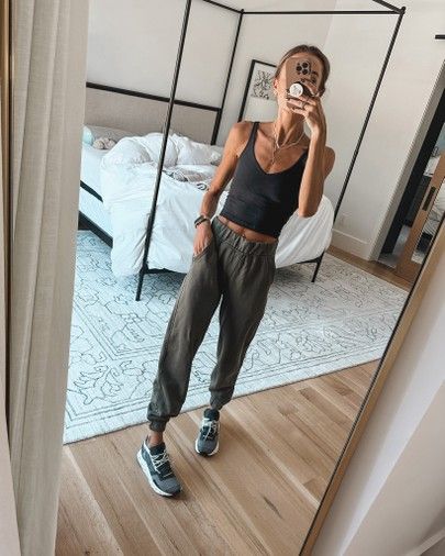 Lululemon Outfit, Lululemon Joggers, Lululemon Outfits, Athleisure Trend, Lululemon Tank, Lululemon Align, Cute Fits, Her Style, Athleisure