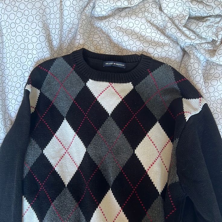 Argyle Sweater From Brandy Melville Never Worn!! Black Argyle Crew Neck Sweater, Black Argyle Pattern Crew Neck Sweater, Black Argyle Pattern Tops For Fall, Tops Brandy Melville, Brandy Melville Sweater, Argyle Sweater, Brandy Melville Tops, Christmas List, Brandy Melville