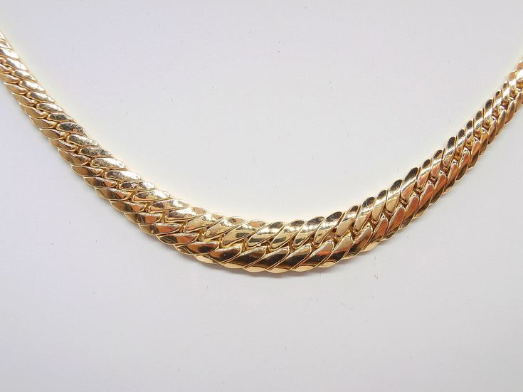 18k Yellow Gold Snake Necklace for Women, 18K yellow gold cobra mesh necklace to wear shiny and flat 45 cm / 17.7" long, max 8 mm wide - Handmade in Italy Material: 750% 18 kt yellow gold Total Weight: 7.20 grams around Condition: New! Free registered and insured shipping worldwide with carrier DHL, SDA, GLS, UPS, TNT, FedEx Mesh Necklace, Snake Necklace, Gold Snake, Necklace For Women, Gold Yellow, Italian Fashion, Chains Necklace, Womens Necklaces, 18k Gold